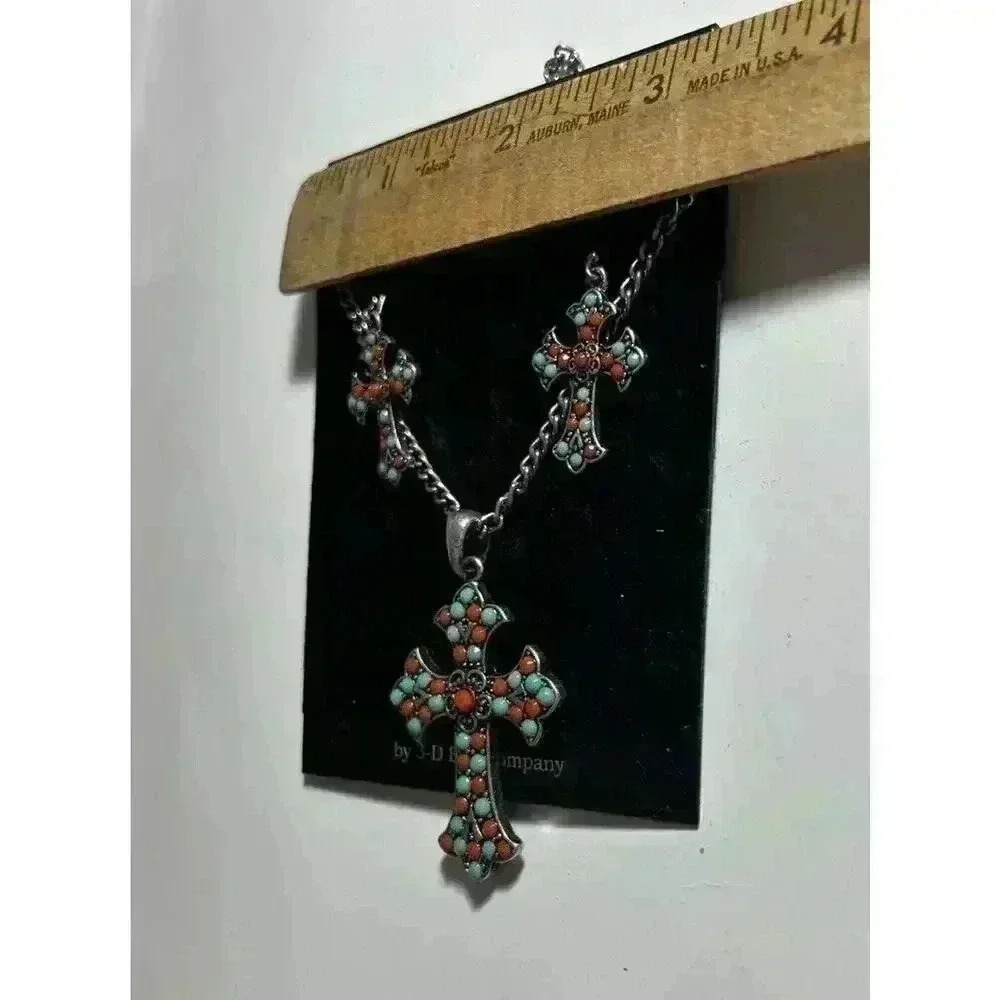 NWT Silver Strike 3-D Belt Company Turquoise Cross Earrings And Necklace Set - Picture 6 of 7